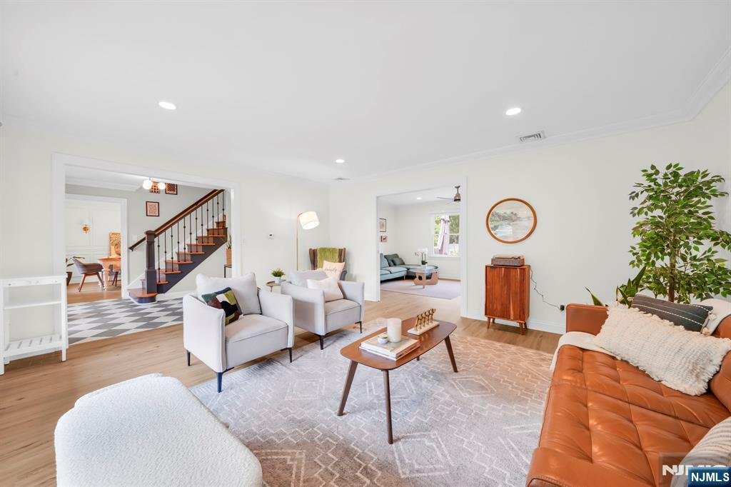 House in Wayne, New Jersey, United States 4 - 18181538