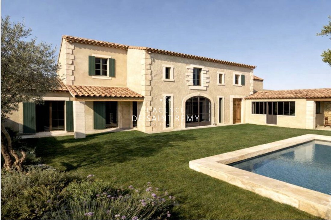 Villa in Saint-Rémy-de-Provence, Provence-Alpes-Côte d'Azur, France 1 - 18282074