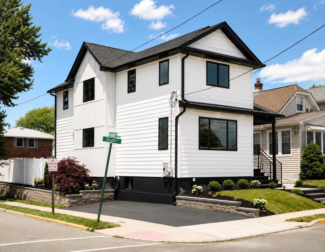 House in North Arlington, New Jersey, United States 2 - 18293191