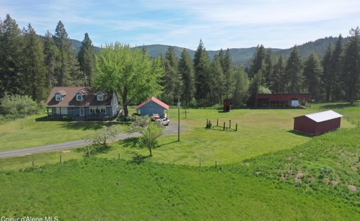 House in Tensed, Idaho, United States 1
