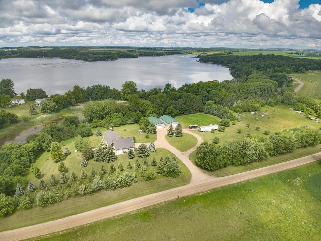 House in Pelican Rapids, Minnesota, United States 2 - 17814771
