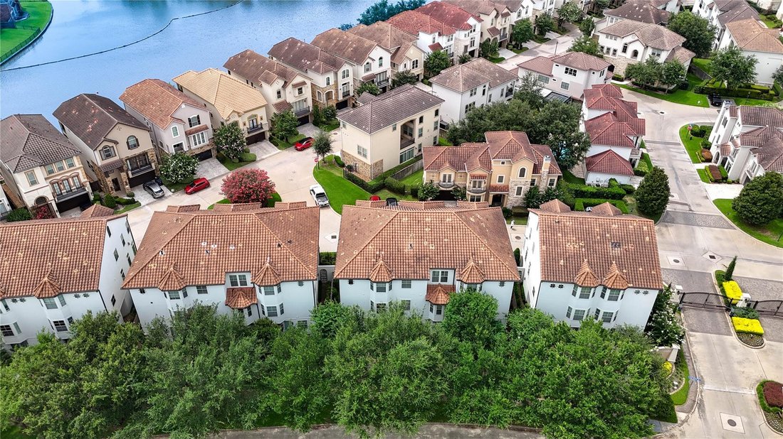 Townhouse in Sugar Land, Texas, United States 3 - 18281062