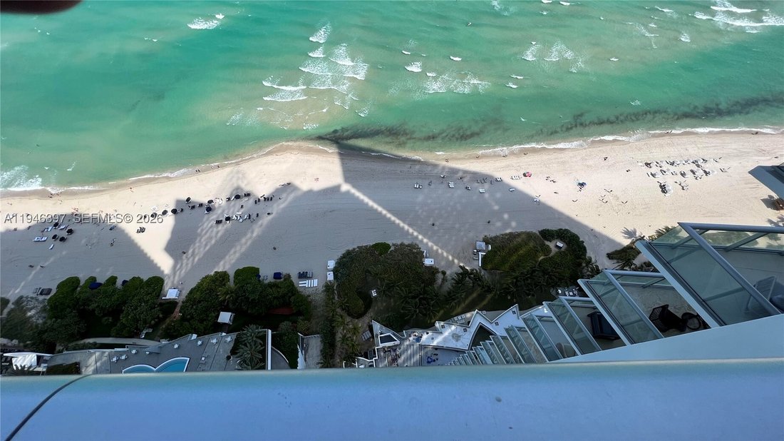 Condo in Sunny Isles Beach, Florida, United States 3 - 16947349