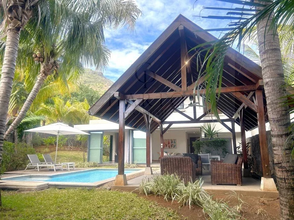 Villa in Grande Riviere Noire, Rivière Noire District, Mauritius 2 - 18293716