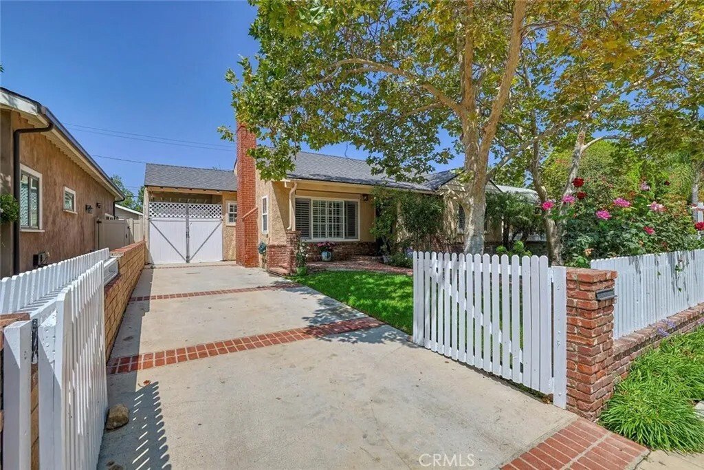 House in Burbank, California, United States 4 - 18123060