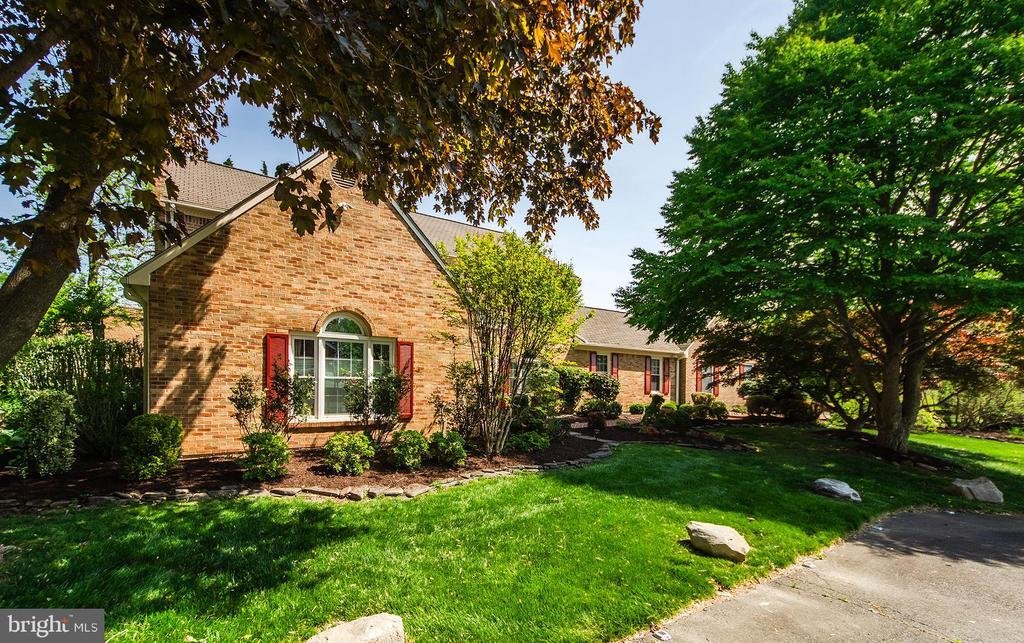 House in Idylwood, Virginia, United States 3 - 18293162