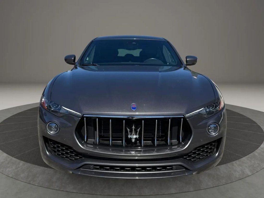 Suv in Las Vegas, NV, United States 3 - 18292717