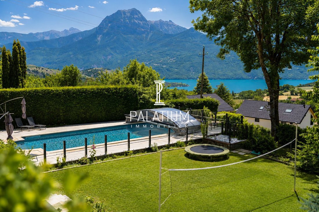 Chalet in Chorges, Provence-Alpes-Côte d'Azur, France 2 - 18287869