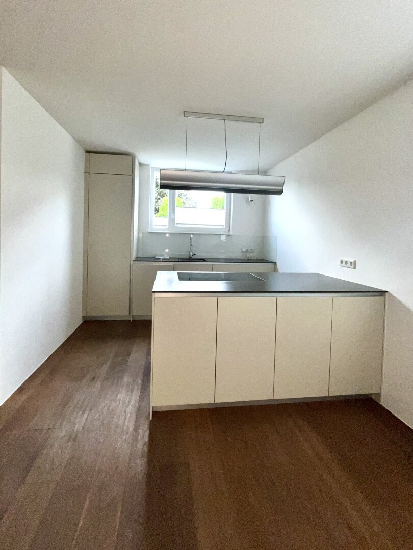Grödig, Salzburg, Austria 5 - 17500279