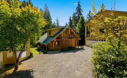 House in Carson, Washington, United States 1