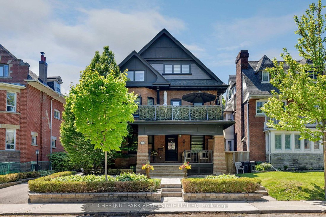 House in Toronto, Ontario, Canada 1 - 18070613