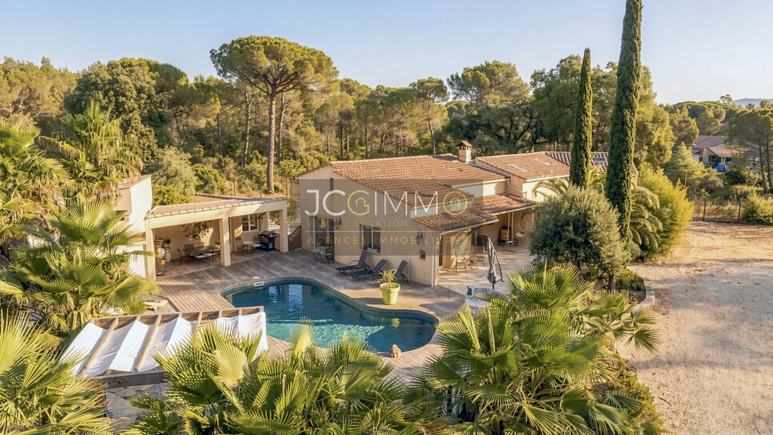 Villa à Le Cannet-des-Maures, Provence-Alpes-Côte d'Azur, France 1 - 18292420