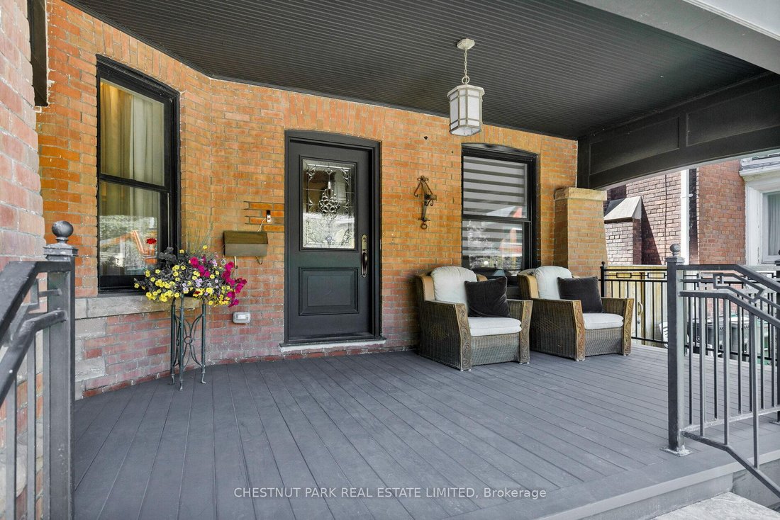 House in Toronto, Ontario, Canada 4 - 18070613