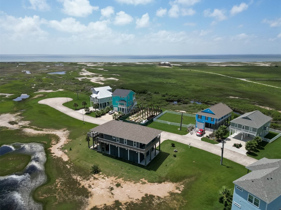 House in Galveston, Texas, United States 2 - 18281374