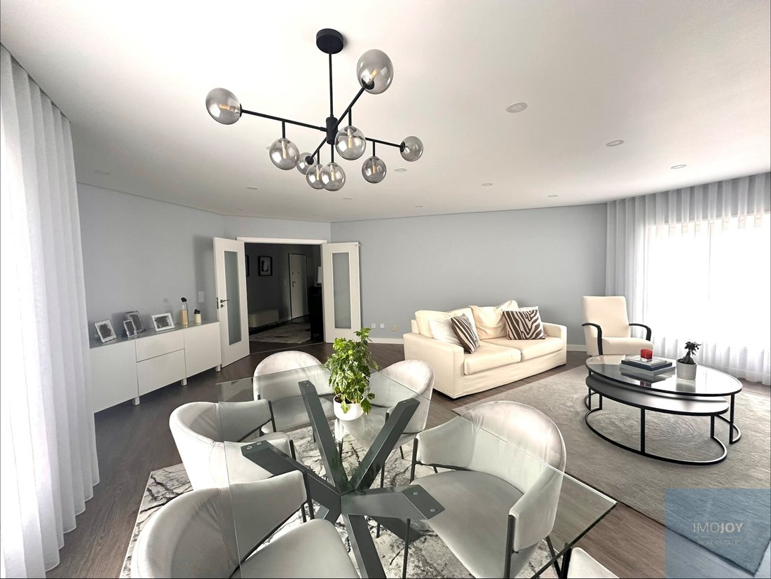 Apartment in Venteira, Lisbon, Portugal 1 - 18289580