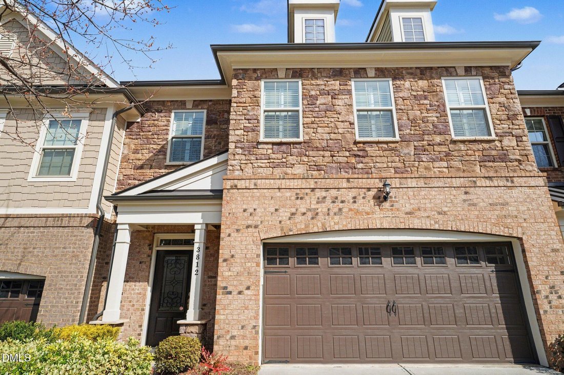 Townhouse in Raleigh, North Carolina, United States 1 - 18285035
