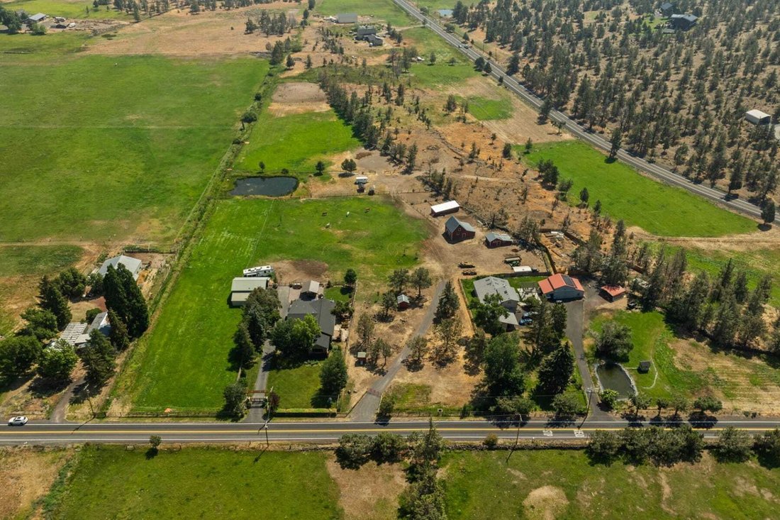 House in Bend, Oregon, United States 2 - 18281911