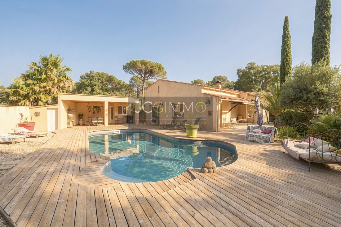 Villa à Le Cannet-des-Maures, Provence-Alpes-Côte d'Azur, France 3 - 18292420