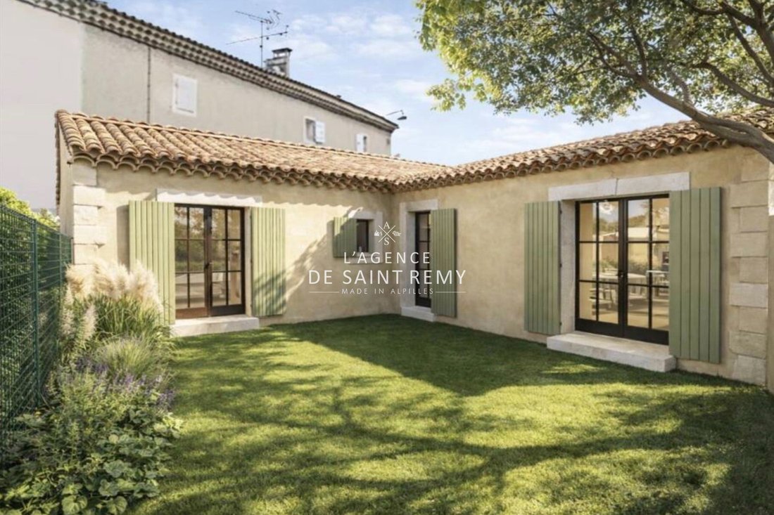 Villa in Saint-Rémy-de-Provence, Provence-Alpes-Côte d'Azur, France 2 - 18282074