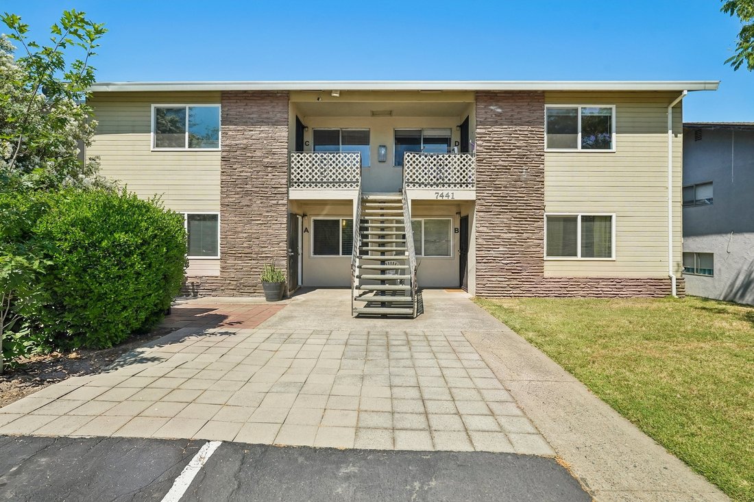 Apartment in Citrus Heights, California, United States 1 - 18291227