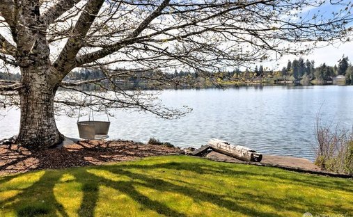 House in Shelton, Washington, United States 1