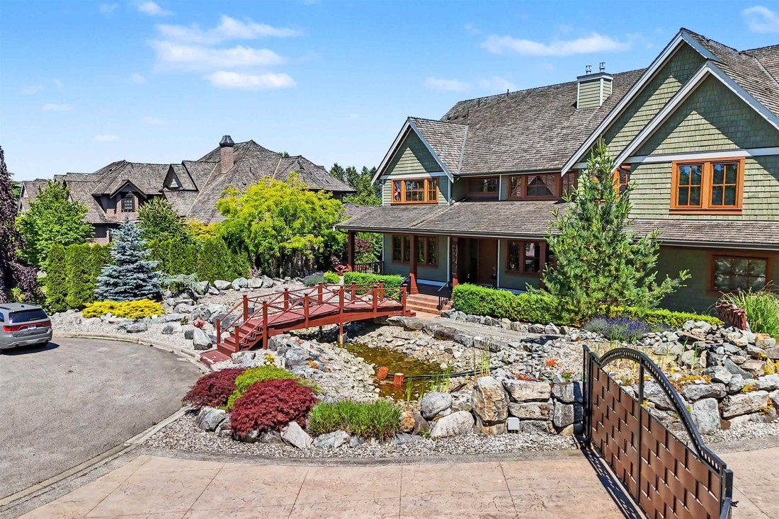 House in Surrey, British Columbia, Canada 3 - 18286727