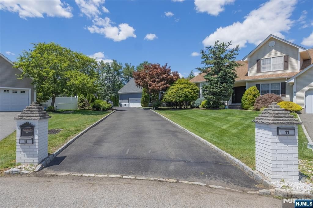 House in Wayne, New Jersey, United States 2 - 18292989