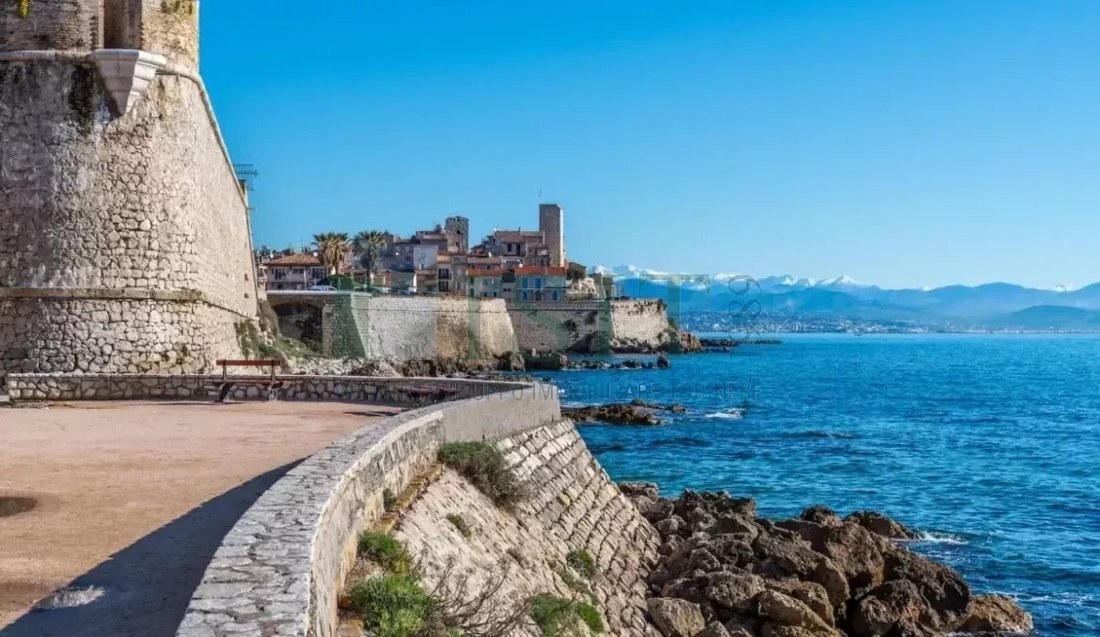 Apartment in Les Combes, Antibes, France 4 - 18282212