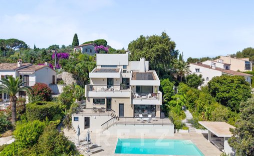 Casa a Les Cougoulins-Rastines, Antibes, Francia 1