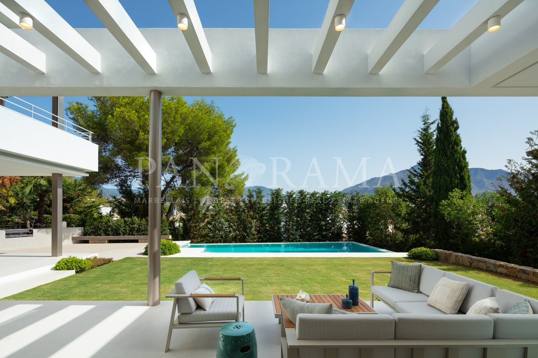 Villa in Nueva Andalucia, Marbella, Spain 2 - 16707332
