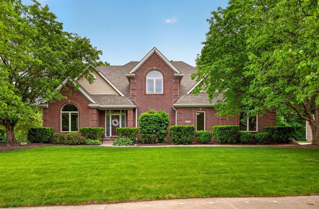 House in Johnston, Iowa, United States 3 - 17993677