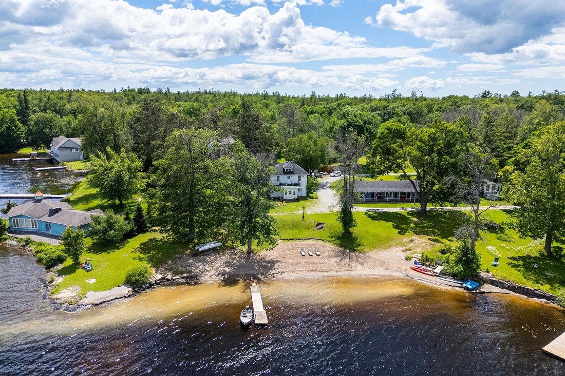 House in Severn, Ontario, Canada 1 - 18291361