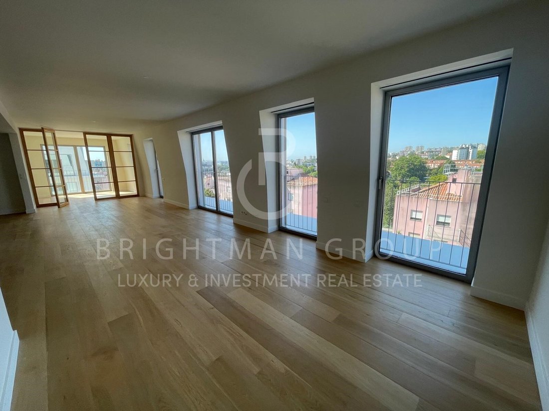 Apartment in Moscavide e Portela, Lisbon, Portugal 3 - 18282509