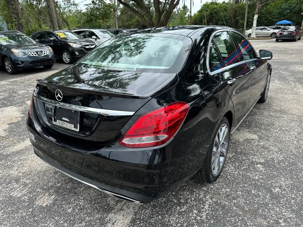Sedan in Tallahassee, FL, United States 5 - 18287303