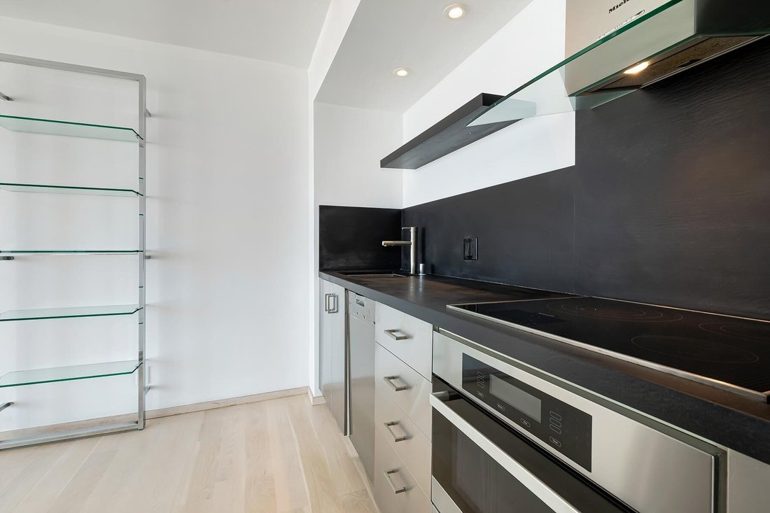 Condo in Santa Monica, California, United States 3 - 18289059