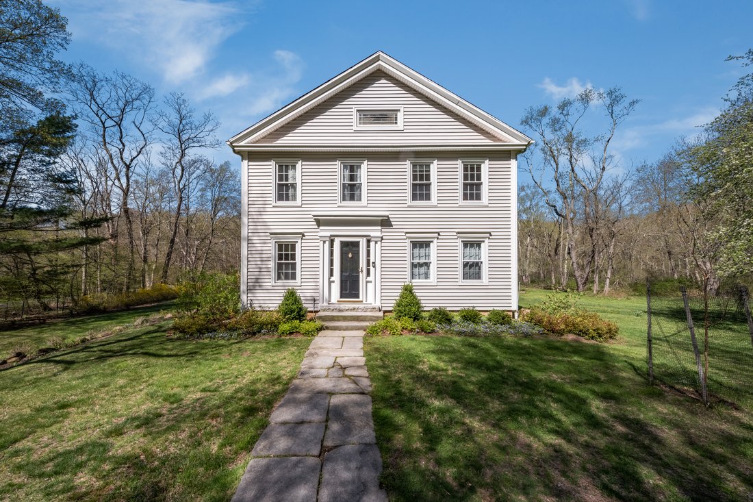 House in Guilford, Connecticut, United States 2 - 18290005
