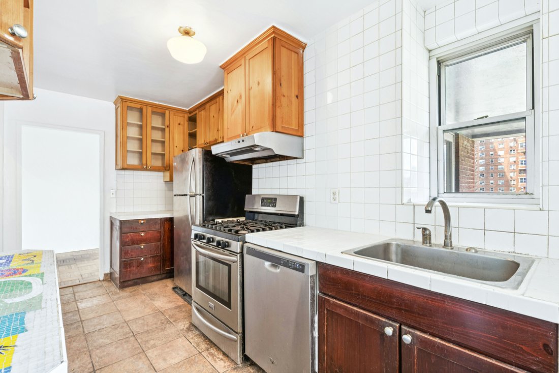 Co Op in New York, New York, United States 5 - 18285380