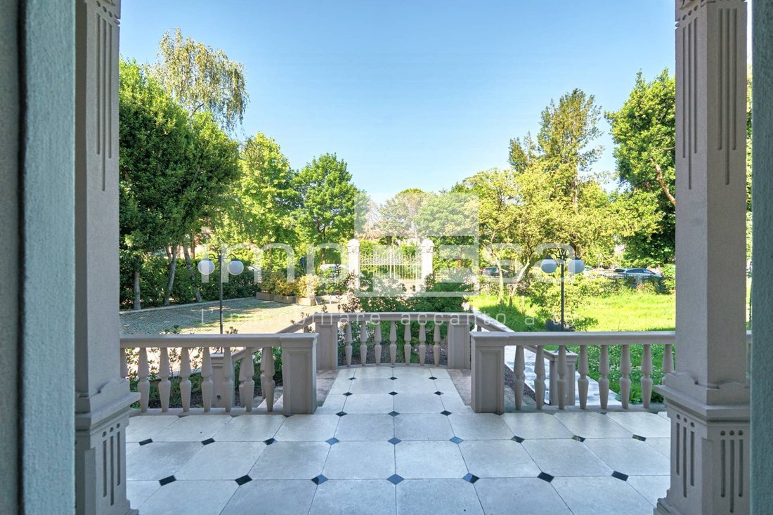 Villa en Villaggio Eden - Appiani, Treviso, Italia 2 - 18287625