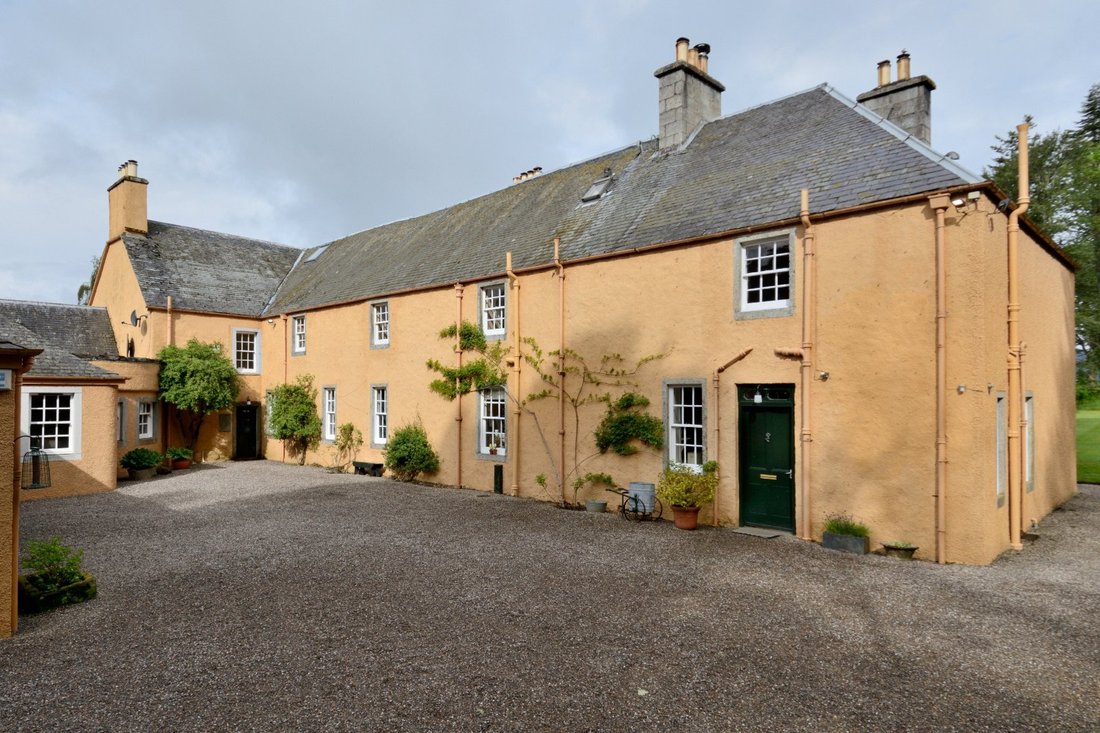 Estate in Perth and Kinross, Scotland 5 - 18280518