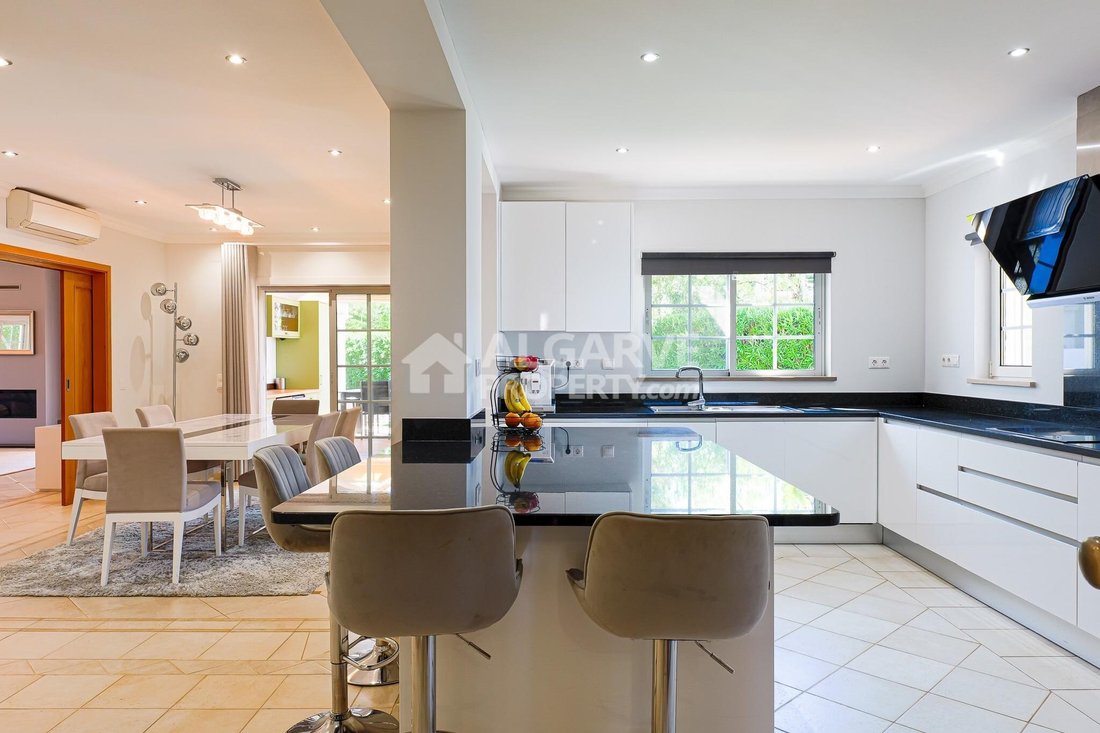 Villa in Vilamoura, Quarteira, Algarve 4 - 18289940