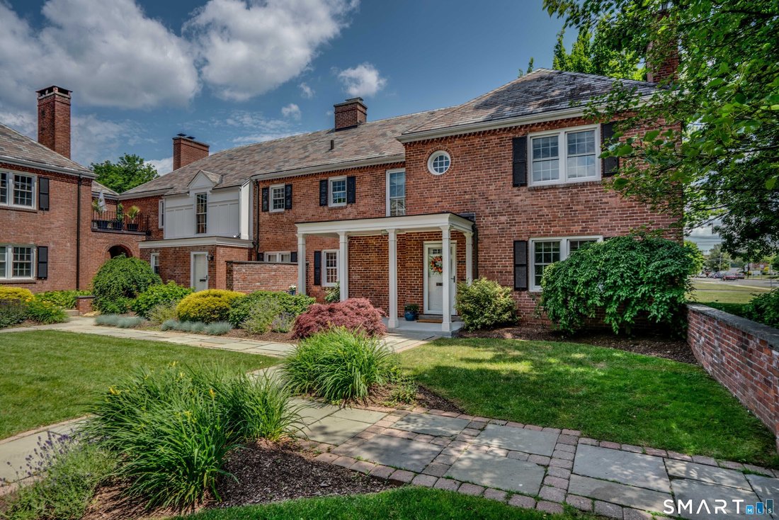 Condo in West Hartford, Connecticut, United States 4 - 18226221
