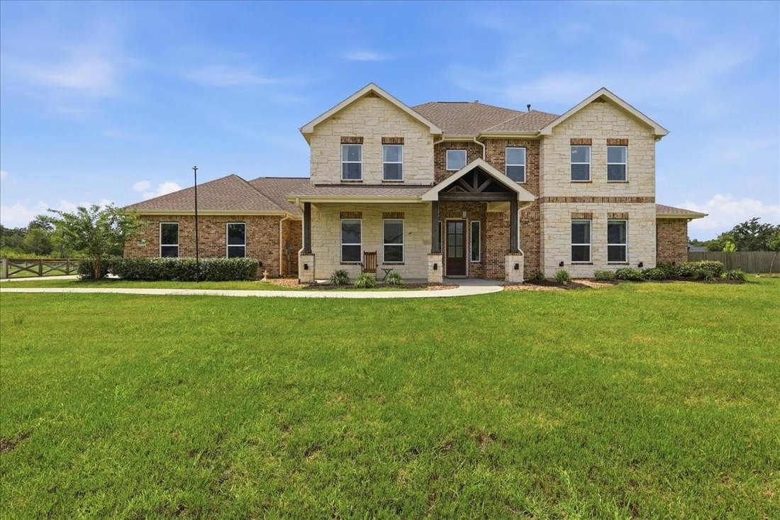 House in Baytown, Texas, United States 3 - 18292349