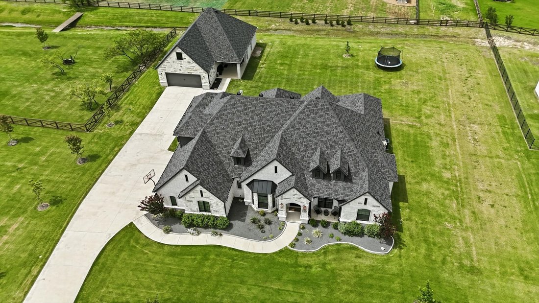 House in Lantana, Texas, United States 1 - 18281383