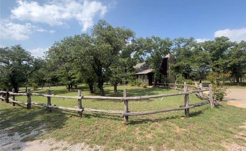 Casa a Mineral Wells, Texas, Stati Uniti 1