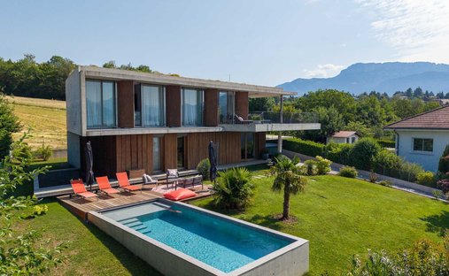 House in Galbert, Annecy, France 1