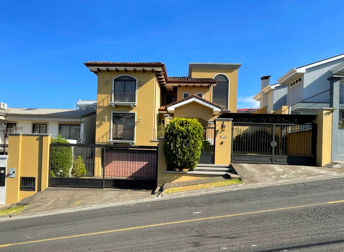 Haus in Granadilla, San José, Costa Rica 1 - 18286364