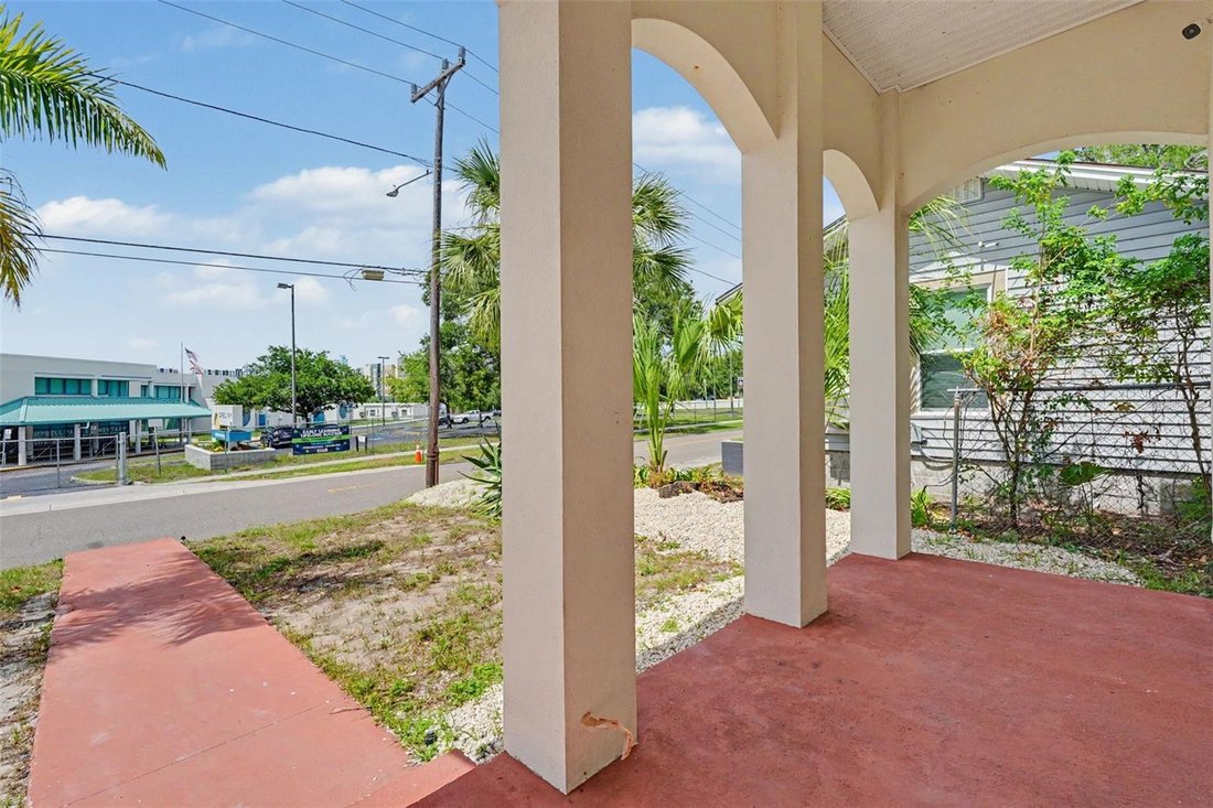 House in St. Petersburg, Florida, United States 4 - 18281008