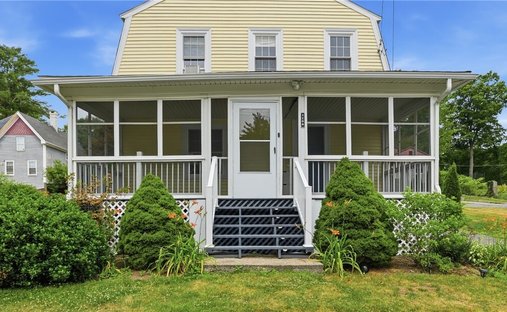 House in Seekonk, Massachusetts, United States 1