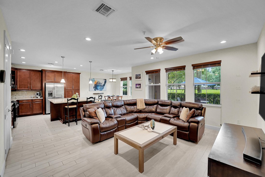 Townhouse in Plantation, Florida, United States 3 - 18280295