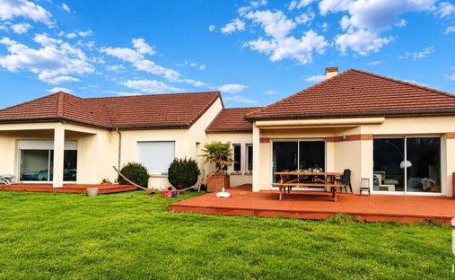 House in Illiers-Combray, Centre-Val de Loire, France 1
